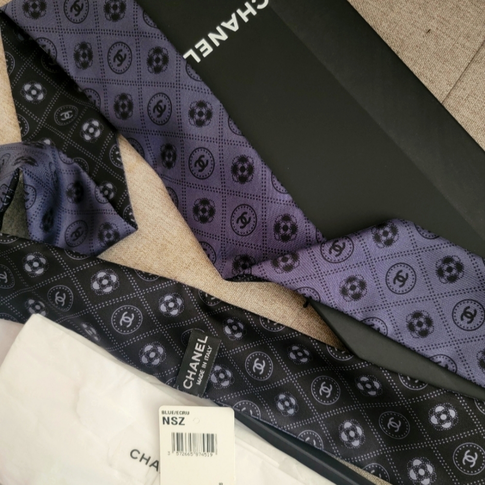 Chanel silk Scarf